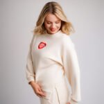 Bluza logopedyczny przedluzona- waniliowa z haftem - przód